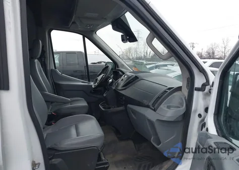 2016 Ford Transit-250 z USA, uszkodzony, nr VIN 1FTYR2CM4GKA43564